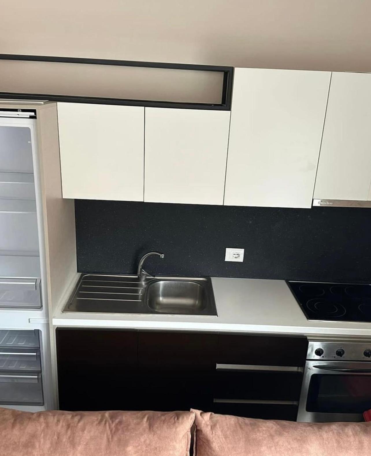 Deluxe Apartments With Balcony Shengjin Bagian luar foto