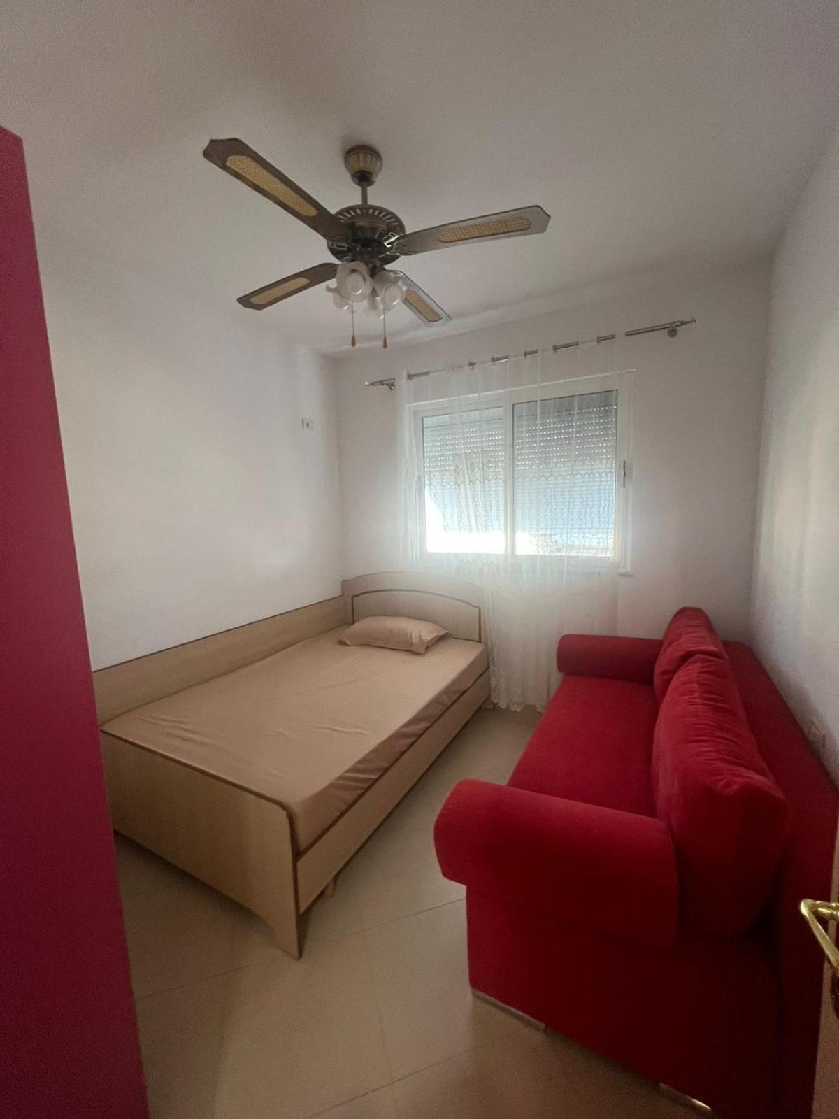 Deluxe Apartments With Balcony Shengjin Bagian luar foto