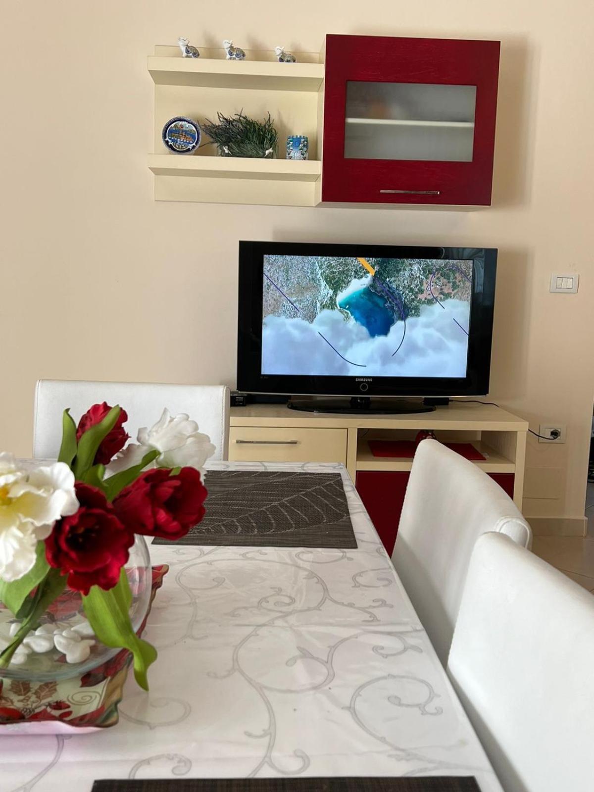 Deluxe Apartments With Balcony Shengjin Bagian luar foto