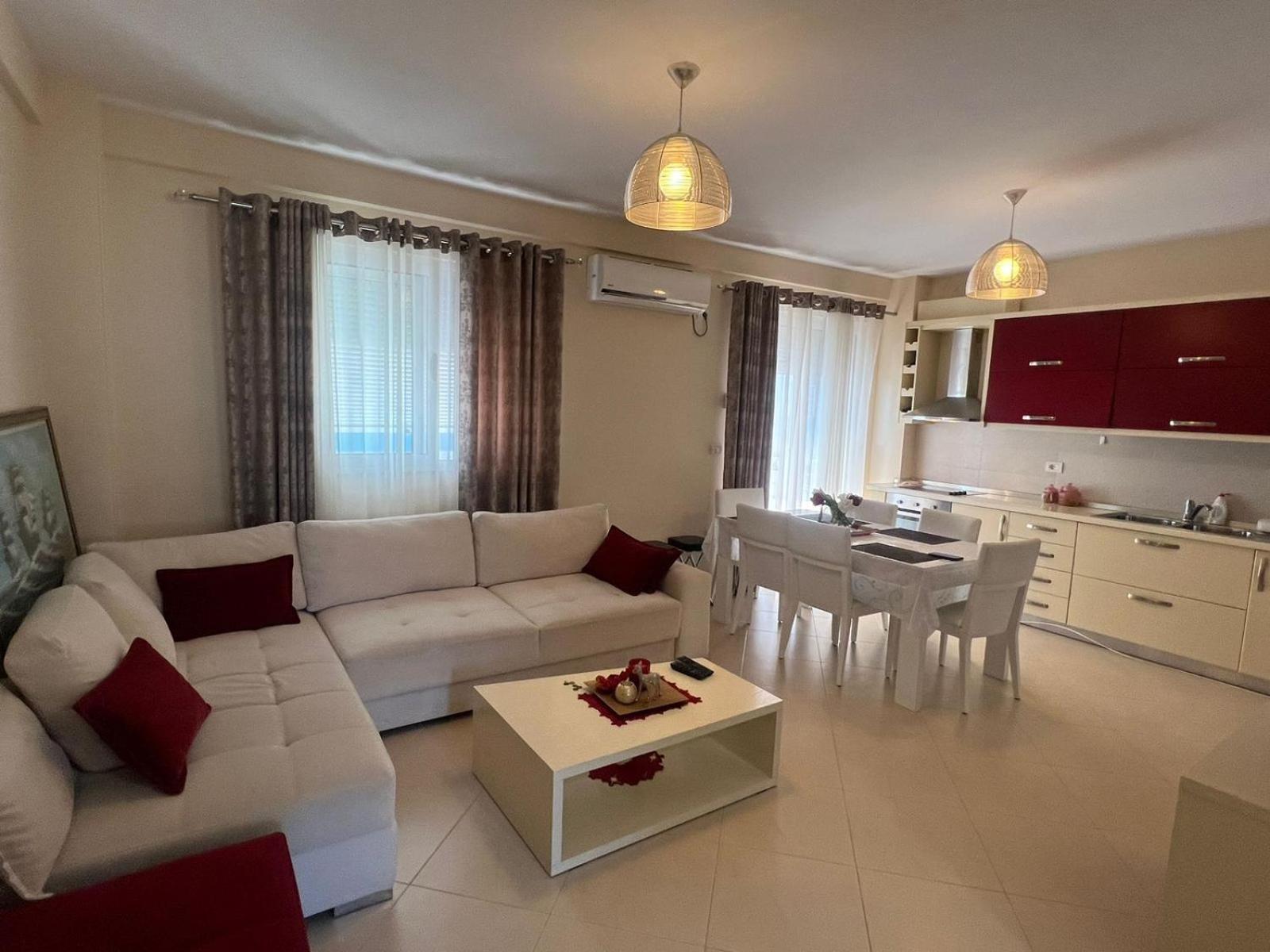 Deluxe Apartments With Balcony Shengjin Bagian luar foto
